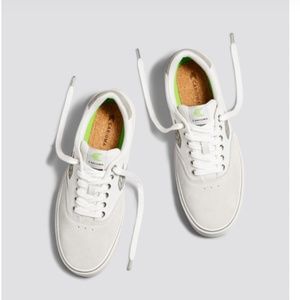 Cariuma Naioca Vintage Suede White/Grey Sneaker - Size 7